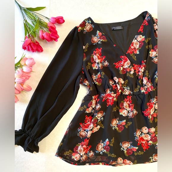 BloomChic Tops - Floral Lantern Sleeve Patchwork Top